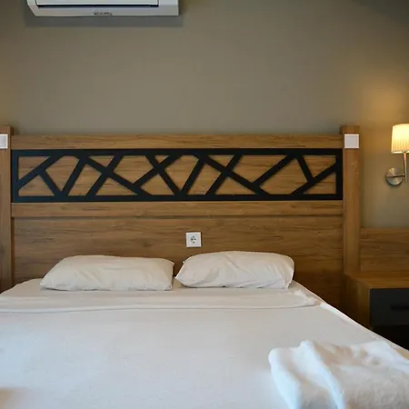 Istanbul Hotel 4*