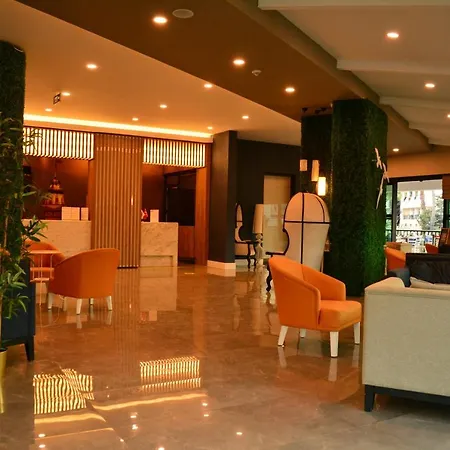 Istanbul Hotel 4*