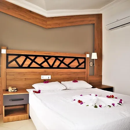 Hotel Istanbul 4*