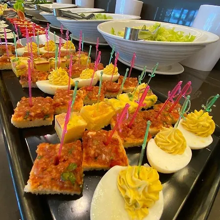 Istanbul Hotel 4*