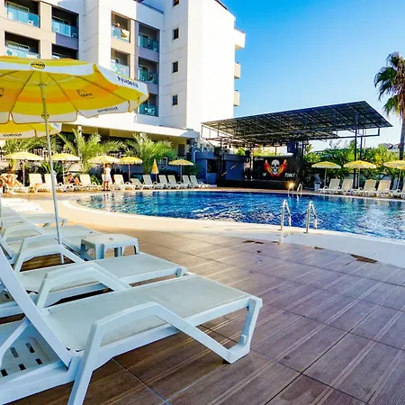 Istanbul Szálloda Kemer