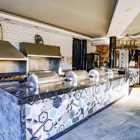 Istanbul Szálloda Kemer